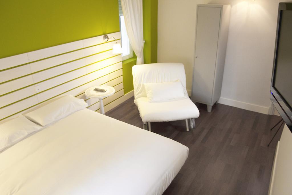 Hostal Monjes Peregrinos Burgo Oda fotoğraf